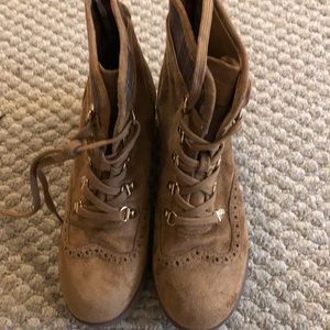 Size 8 suede boot
